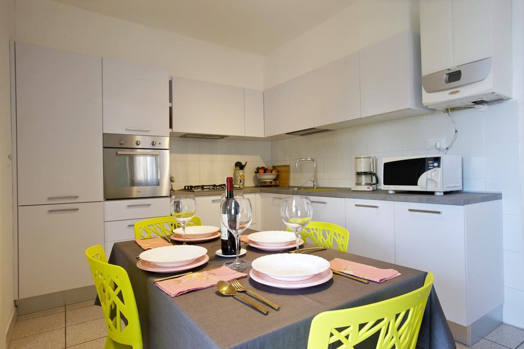 Piazzale Italia Apartamento Oggebbio Exterior foto